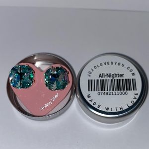 JoJo Loves You Mega Cushion All Nighter